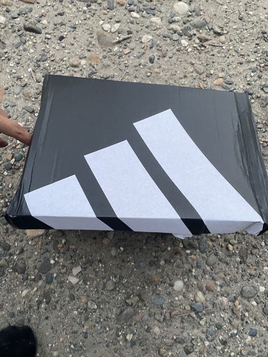Кроссовки Adidas