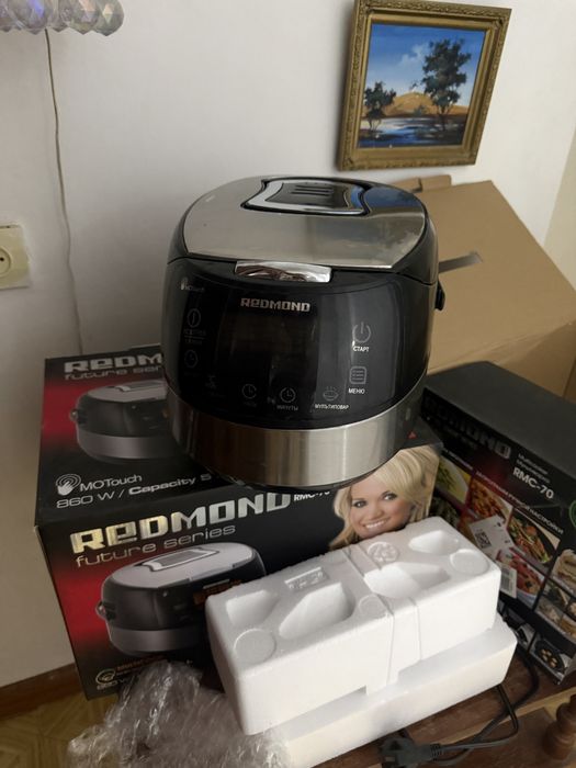 Мультиварка Redmond RMC-70