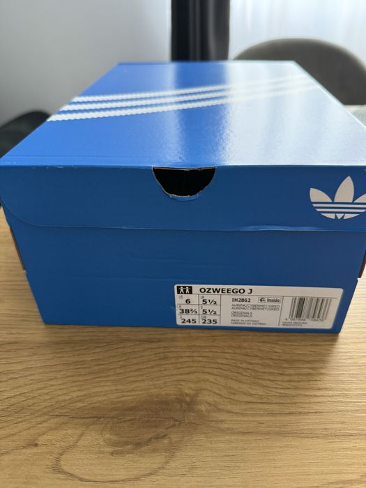 Vand Adidas Ozweego noi originali in cutie marime 38