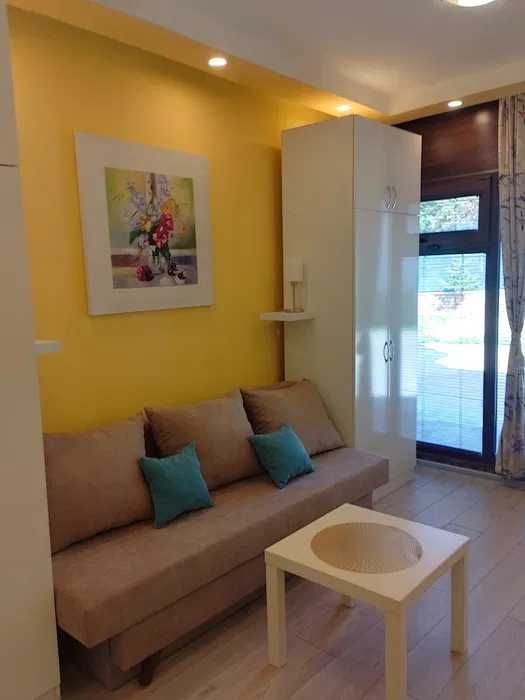 Продавам едностаен апартамент-Гараж