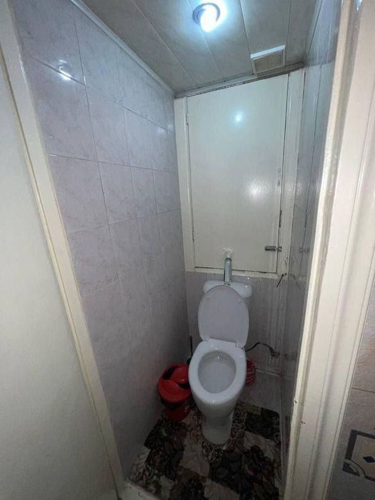 Kvartira ijaraga sheriklikka 2 kishi olinadi Mirzo ulugbek metroga 5 m