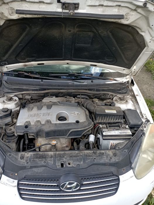 Vând Hyundai accent