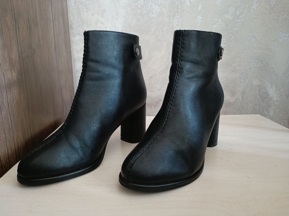 Srochna sotiladi koreyskiy  Oyoq kiyim etik 37 razmer