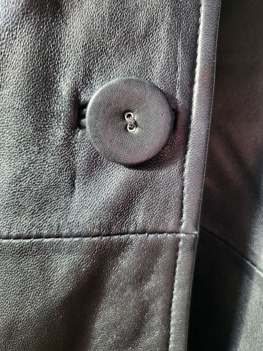 Gucci дамско кожено яке/тип елек ,оригинал