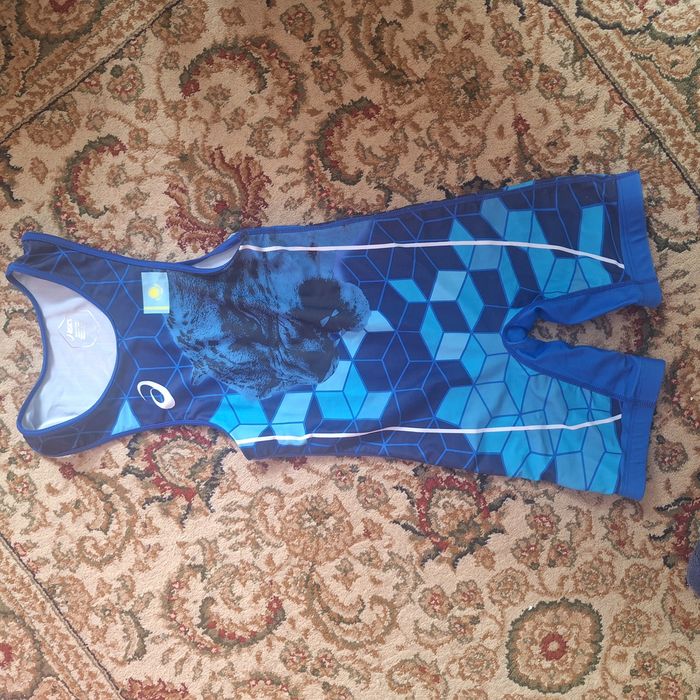 Продам нательник