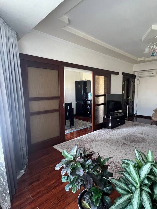 Сдается в аренду квартира 110 квадратов