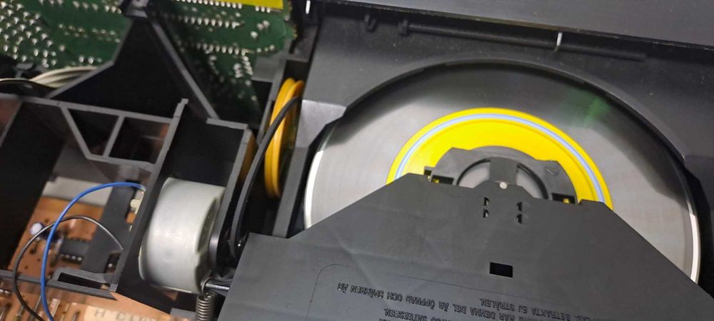 Philips CD624 Vintage CD Player – Bitstream Conversion – Mecanica CDM-4 – Defect Sertar
