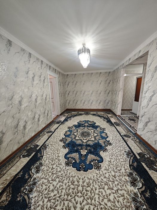 Срочно продаётся 2-ком квартир 4-этаже 4-этажного дома вокзал узгазоил