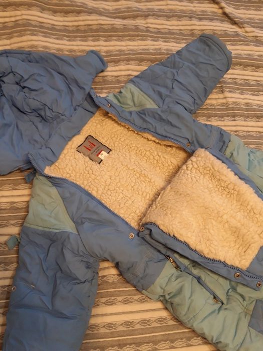 Продам детский зимний комбинезон