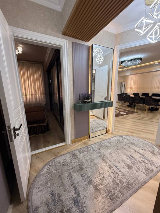 Аренда квартира срочно новостройкадан центрда жойлашган