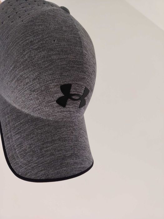 кепка безшовная одна из самых комфортных и удобных новая