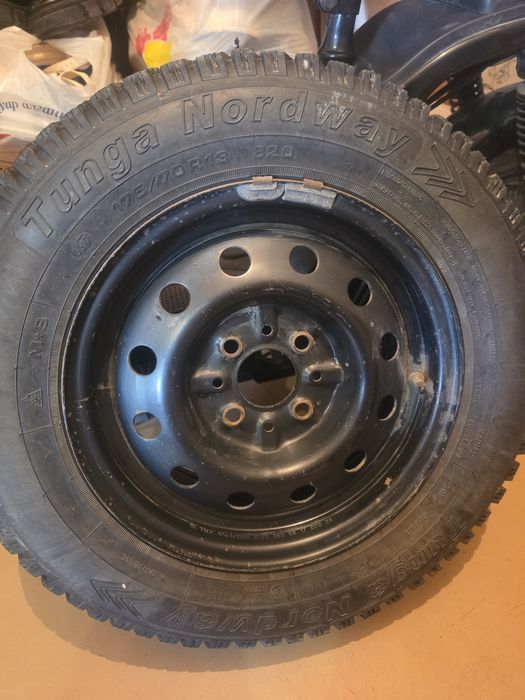 Продам ваз зима 175/70 r13
