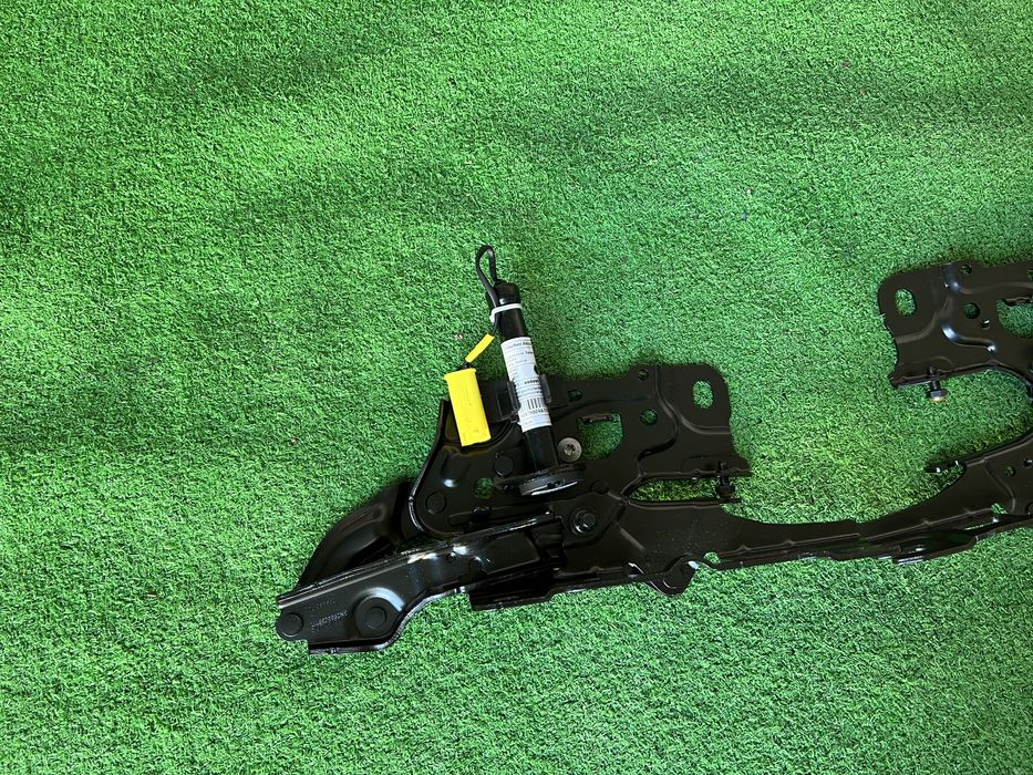 Bmw Seria 5 G30 Seria 7 G11 G12 Balamale capota cu capse