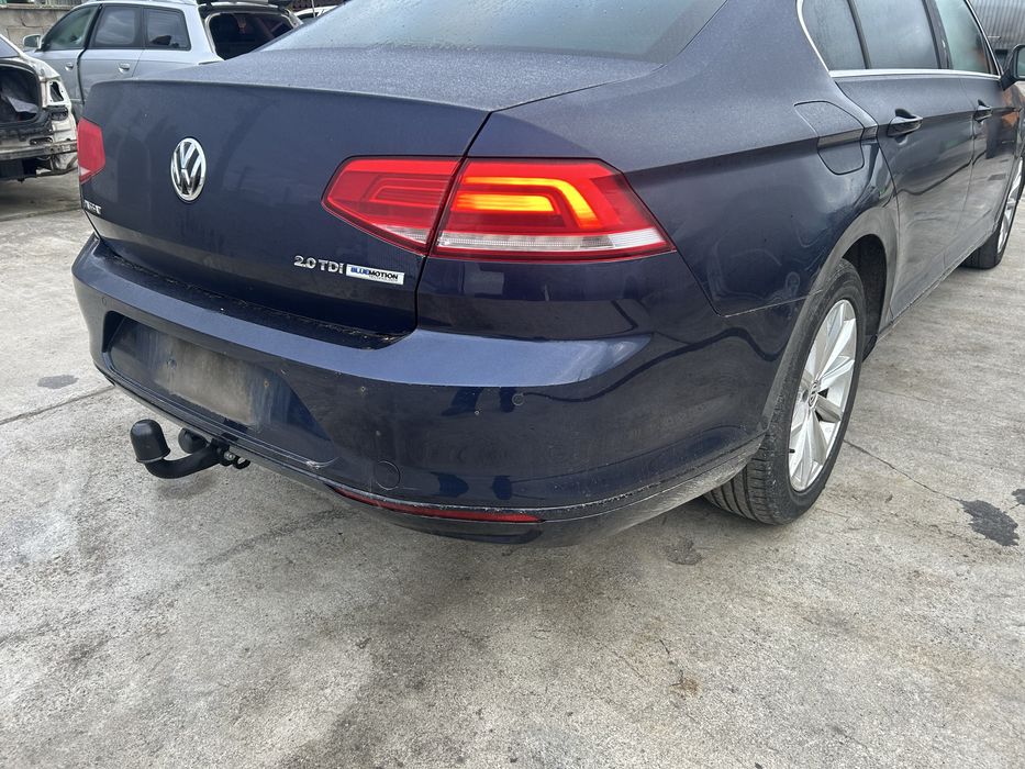 Set Lampa stop tripla spate vw passat b8 limuzina an 2016