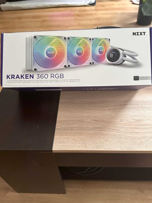 NZXT Kraken 360 RGB – чисто нов, неизползван, с LCD дисплей