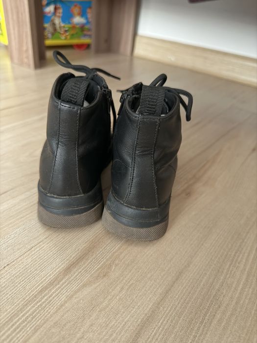 Ботинки осенние детские