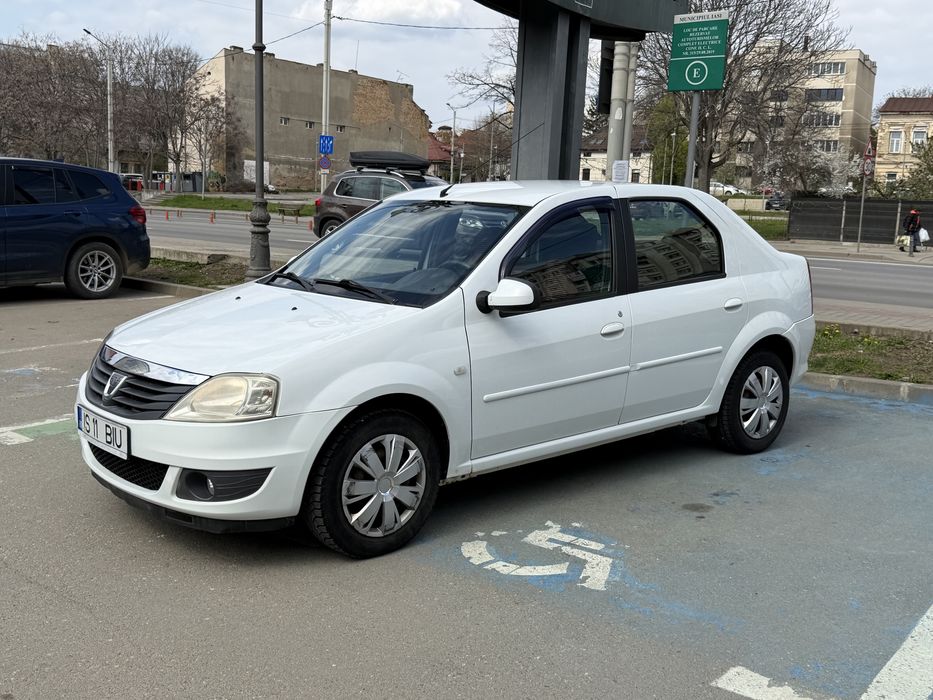 Dacia Logan 1.2 benzina an 2012