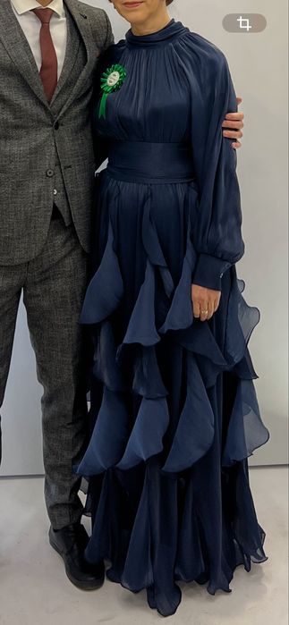 Платья вечерние продам