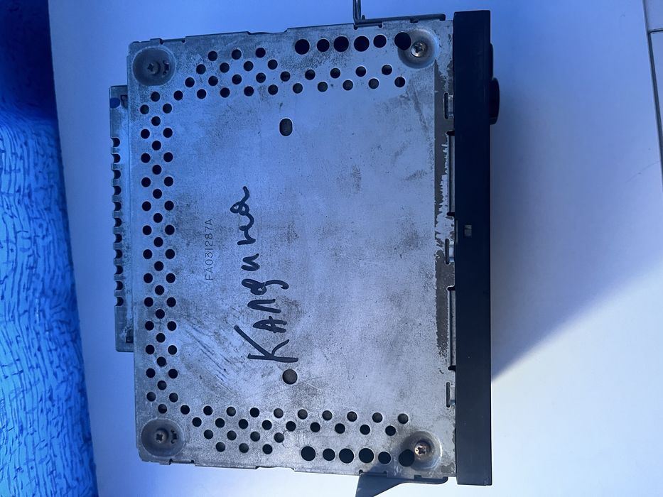 Продам магнитолу