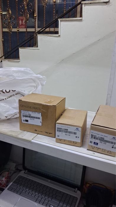 Продам оригинальные колодки перед зад