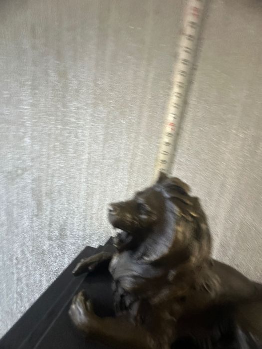 Масивна бронзова скулптура "Ревящ лъв" (4.5 кг) – А. Бари