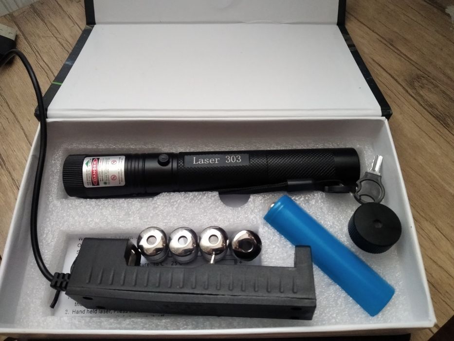 Lazer 303. Lazernaya ukazka