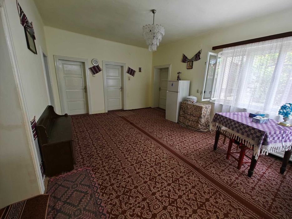 Casă 3 camere, cu teren 1200 mp, aproape de centru - Gura Râului - View 5