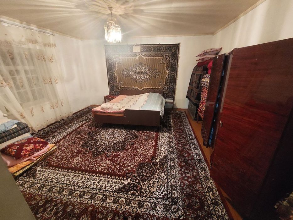 Срочно Payariq shahrida 8 sotixli hovli sotiladi srochno