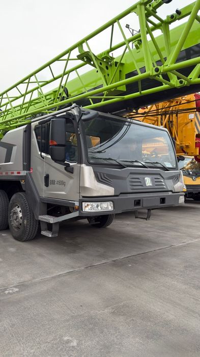 Zoomilon 50 t avto kran sotiladi 2025