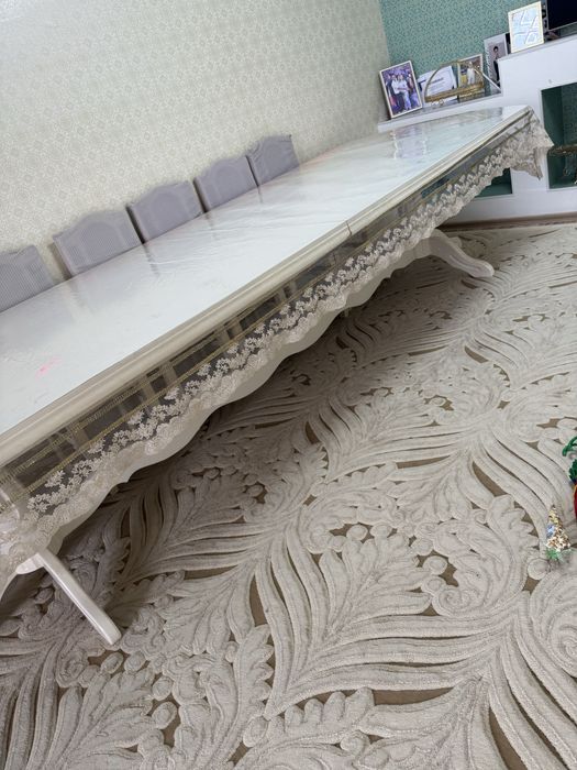 Срочно продам стол