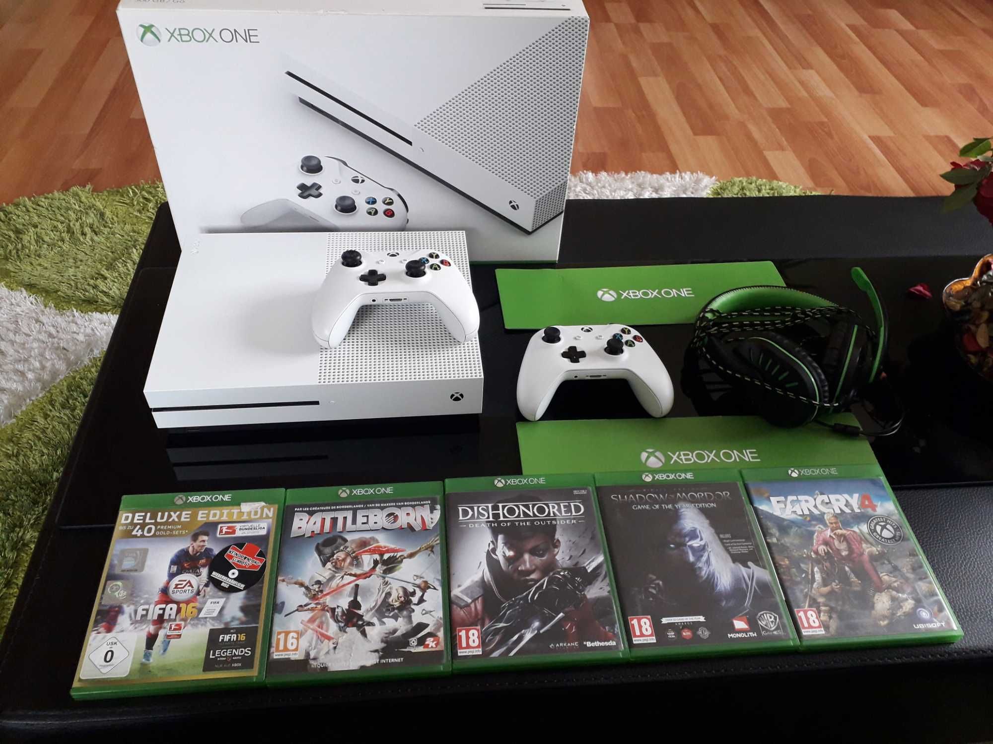 Consola Xbox One S 1000GB FullBox 20 Jocuri Pitesti OLX.ro
