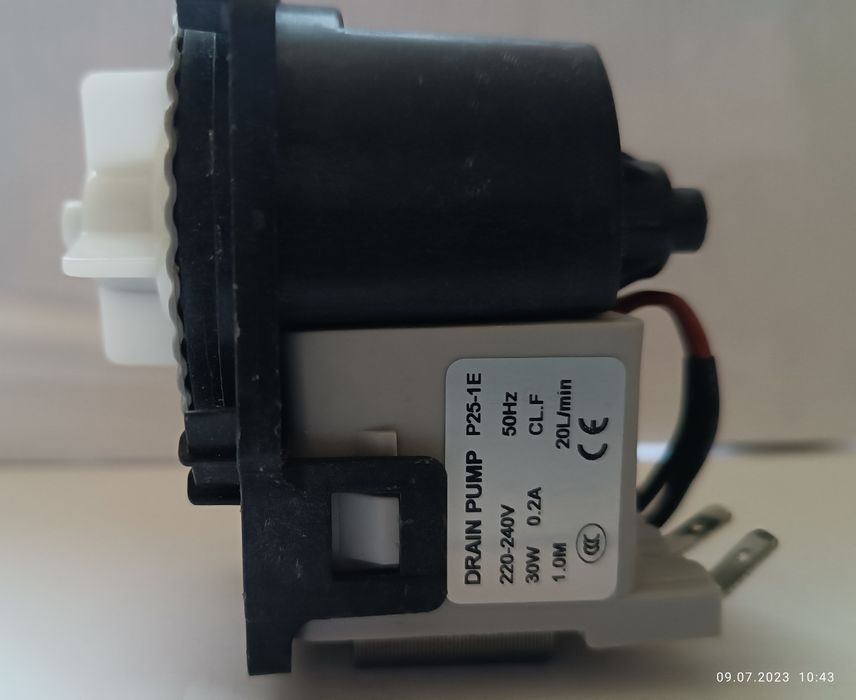 Продам водяной насос помпа для стиральной машины автомат.Оригинал