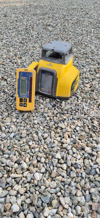 Nivela laser rotativa Spectra LL300 N