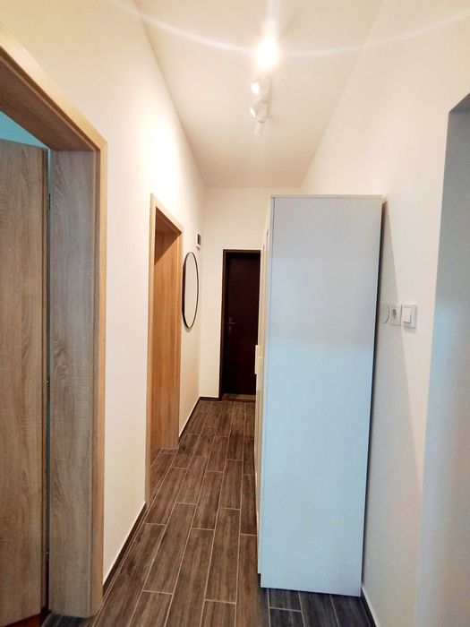 ТОП! Ремонтиран 2-стаен до зала „Кракра“, санирана сграда,  – Център