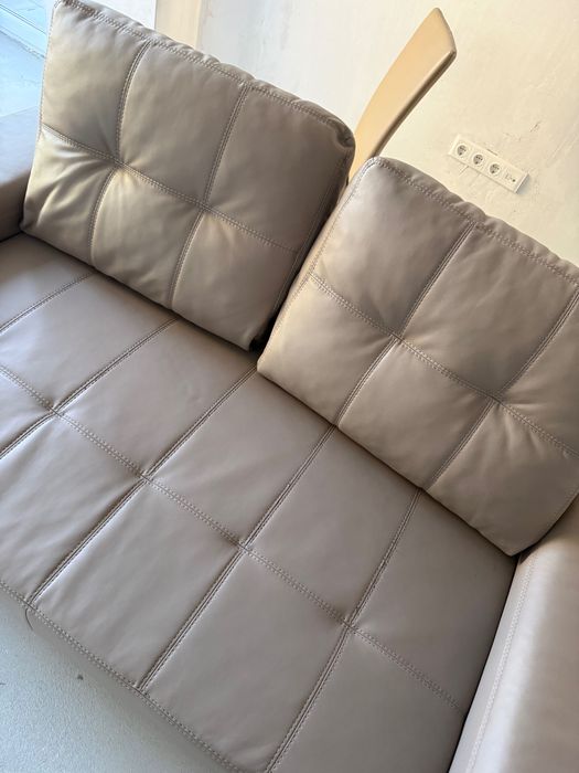 диван двойка и столове