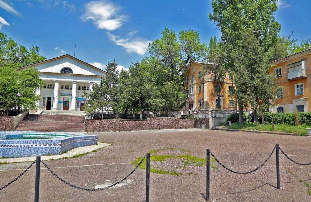 Готовый гостиничный бизнес в туристическом районе — 3 этажа, 600 м²