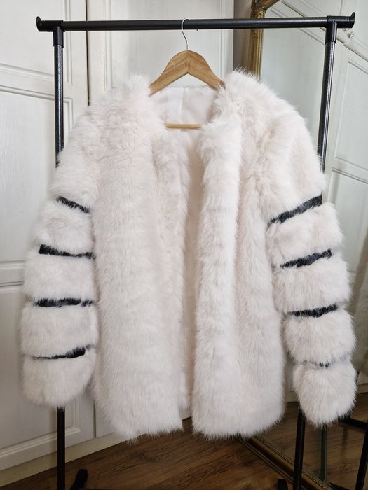 ново дамско палто