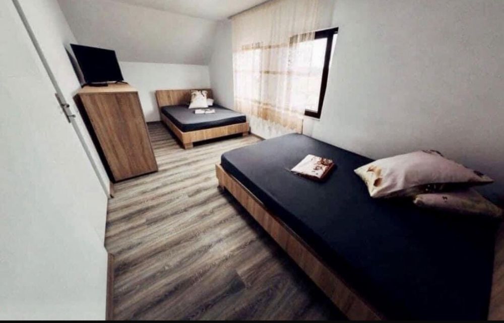 Cabana cu Ciubar de inchiriat