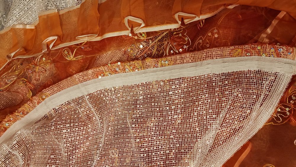 Продам новые шторы для кухни