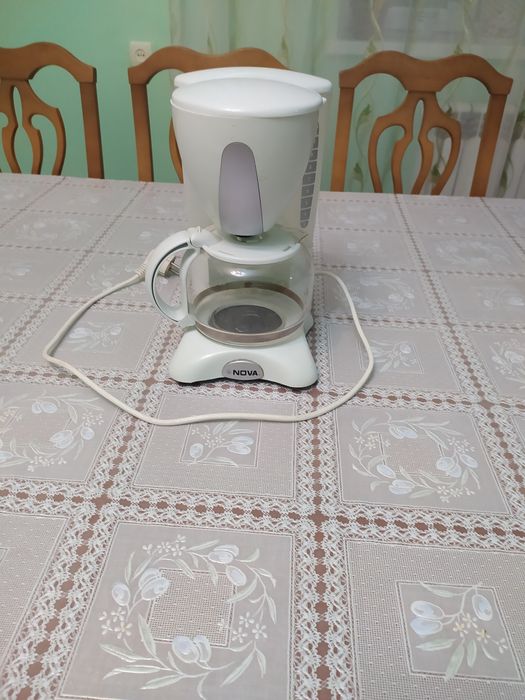 Кофеварка Nova электрический