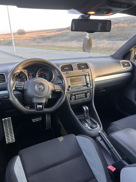 VW Golf 6 R – 4x4, DSG, 271 CP – 15.000€