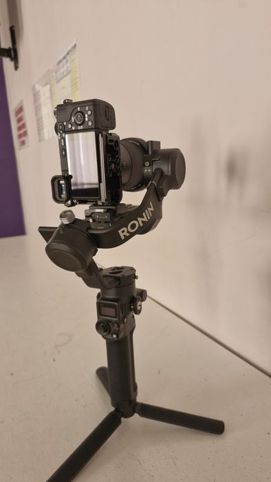 Sony A6400 + Sigma 16mm F1.4 + Ronin SC2, Kit Complet pentru Filmare 4K