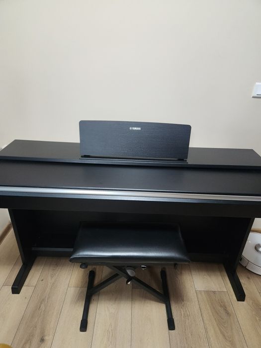Pianina Yamaha YDP 142 Arius