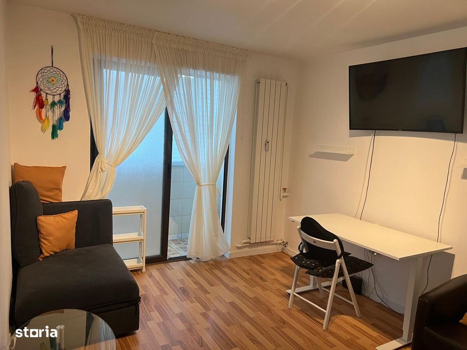 Inchiriez apartament 2 camere cu loc de parcare, zona Sud (Mausoleu)