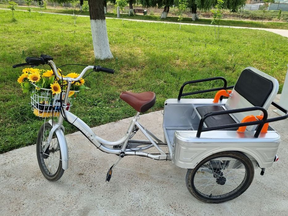 Трехкалесний электровелик