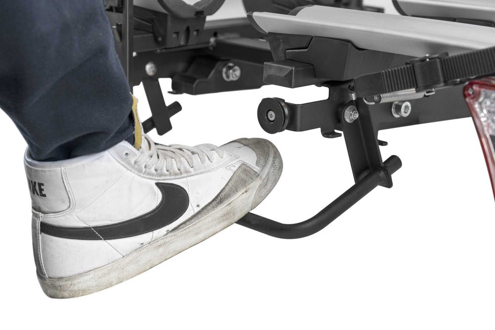 Suport biciclete pe carlig pliabil Menabo Antares Plus, 3 biciclet