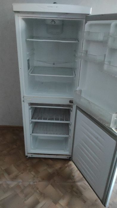 Продам холодильник