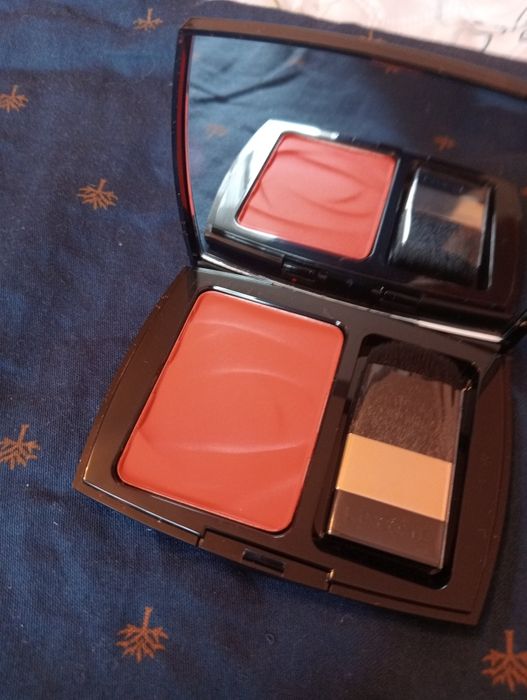 Vând palete Dior