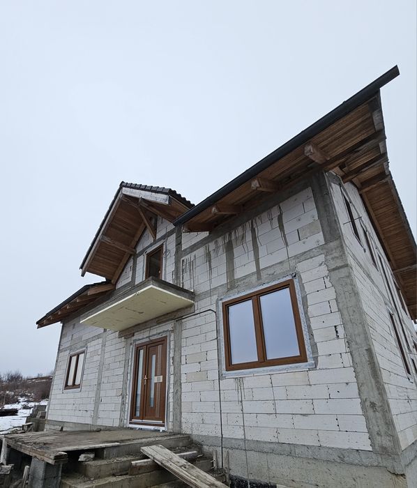 Casa de vanzare, aleea Trifoiului