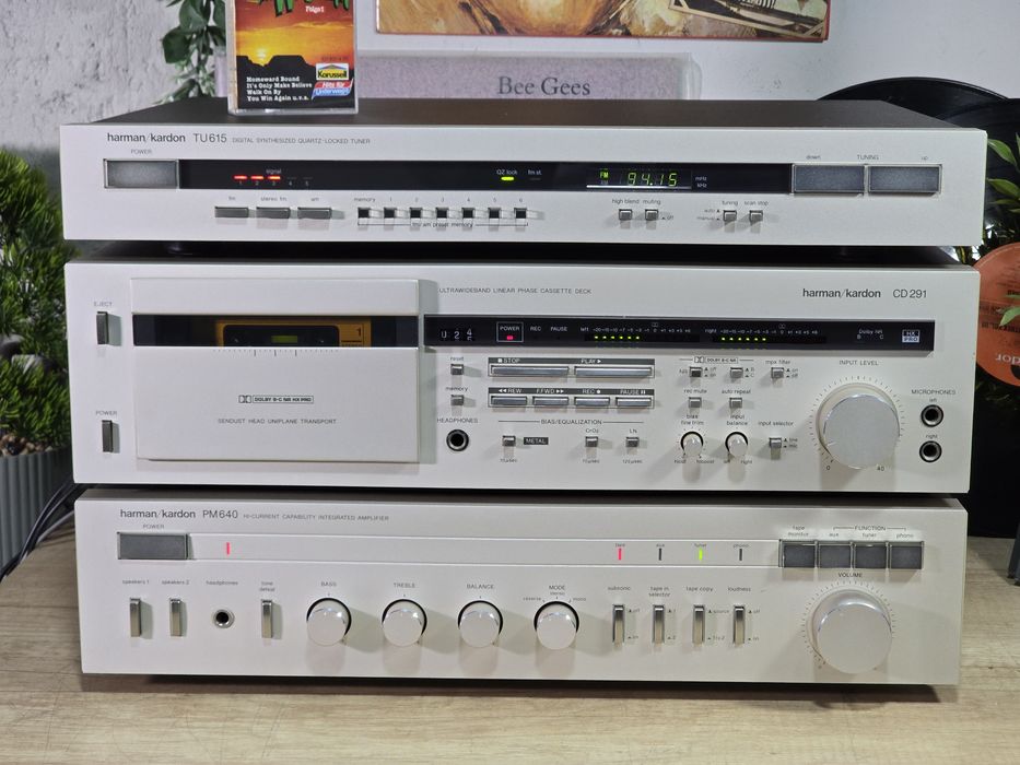 Linie audio HARMAN KARDON, amplificator PM-640, deck  CD-291, tuner TU